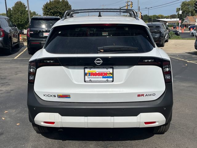 New 2026 Nissan Kicks SR w/ Cold Weather Package AWD/4WD image 4