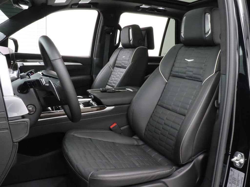 Used 2026 Cadillac Escalade Platinum Sport w/ LPO, ONYX Package AWD/4WD image 12