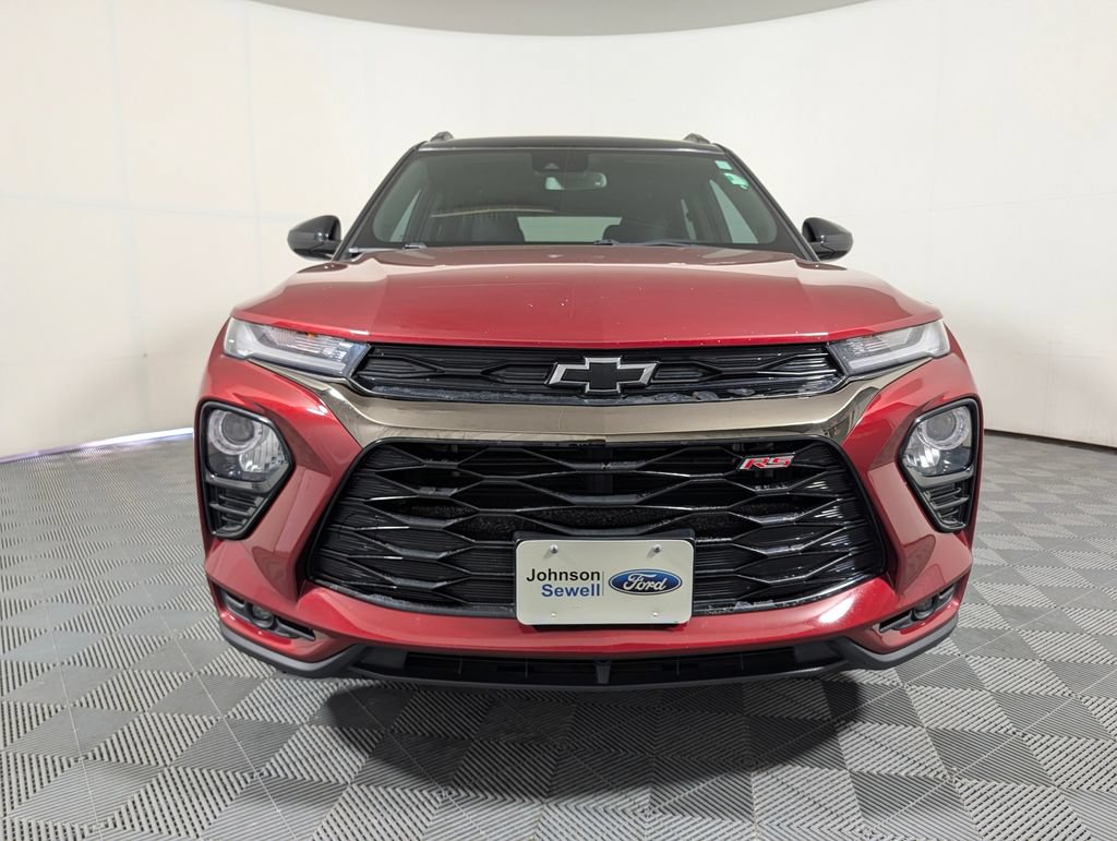 Used 2022 Chevrolet TrailBlazer RS w/ Sun and Liftgate Package FWD image 3