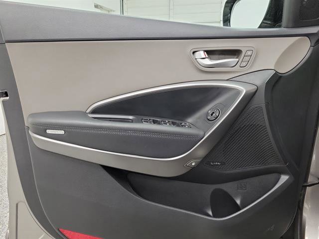 Used 2017 Hyundai Santa Fe Sport AWD/4WD image 17