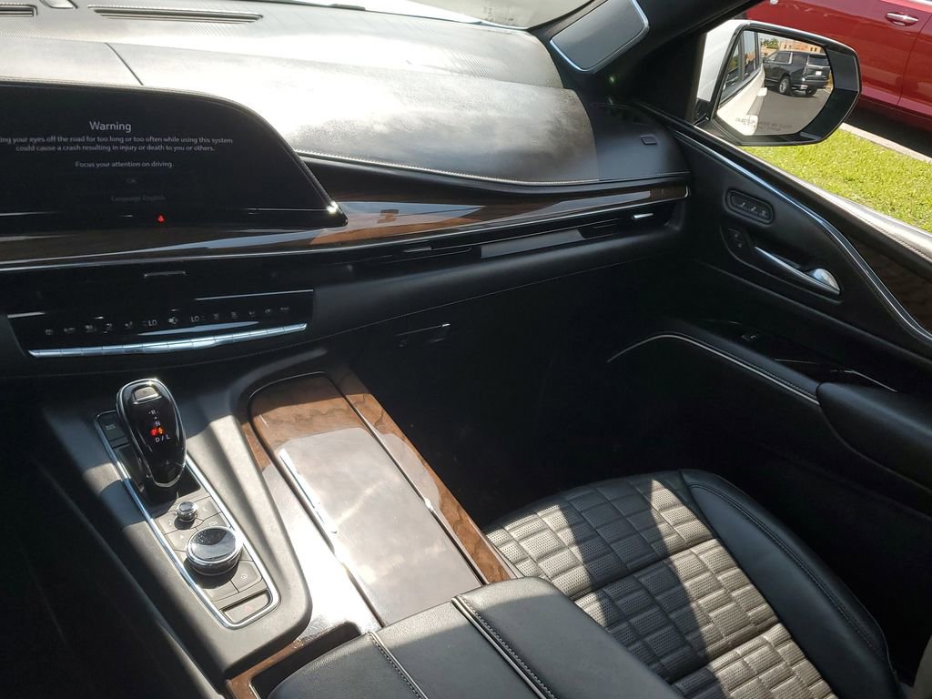 Used 2023 Cadillac Escalade Sport Platinum w/ LPO, ONYX Package image 20