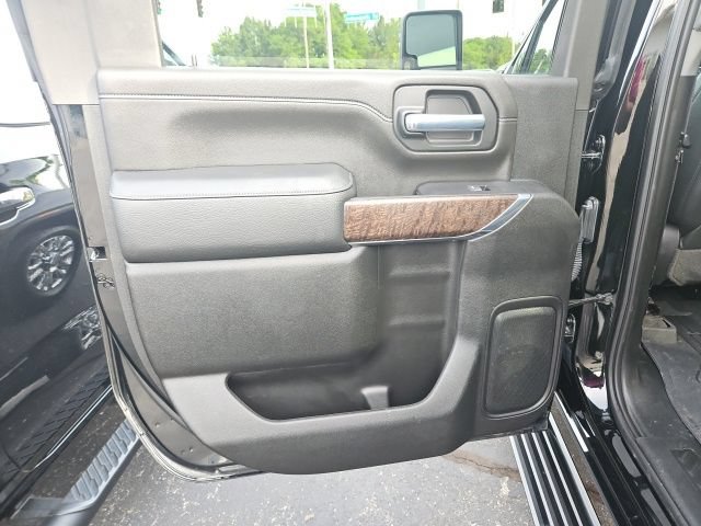 Used 2023 GMC Sierra 2500 Denali w/ Denali Ultimate Package AWD/4WD image 14