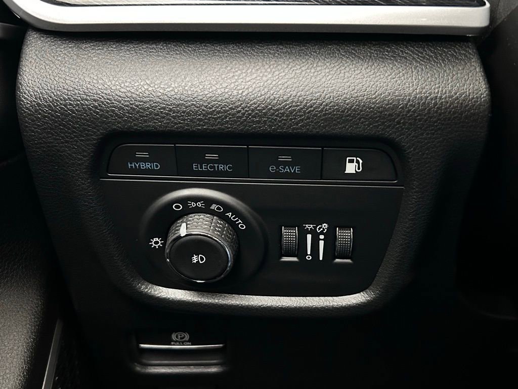 New 2025 Jeep Grand Cherokee Trailhawk w/ Advanced Protech Group II image 31