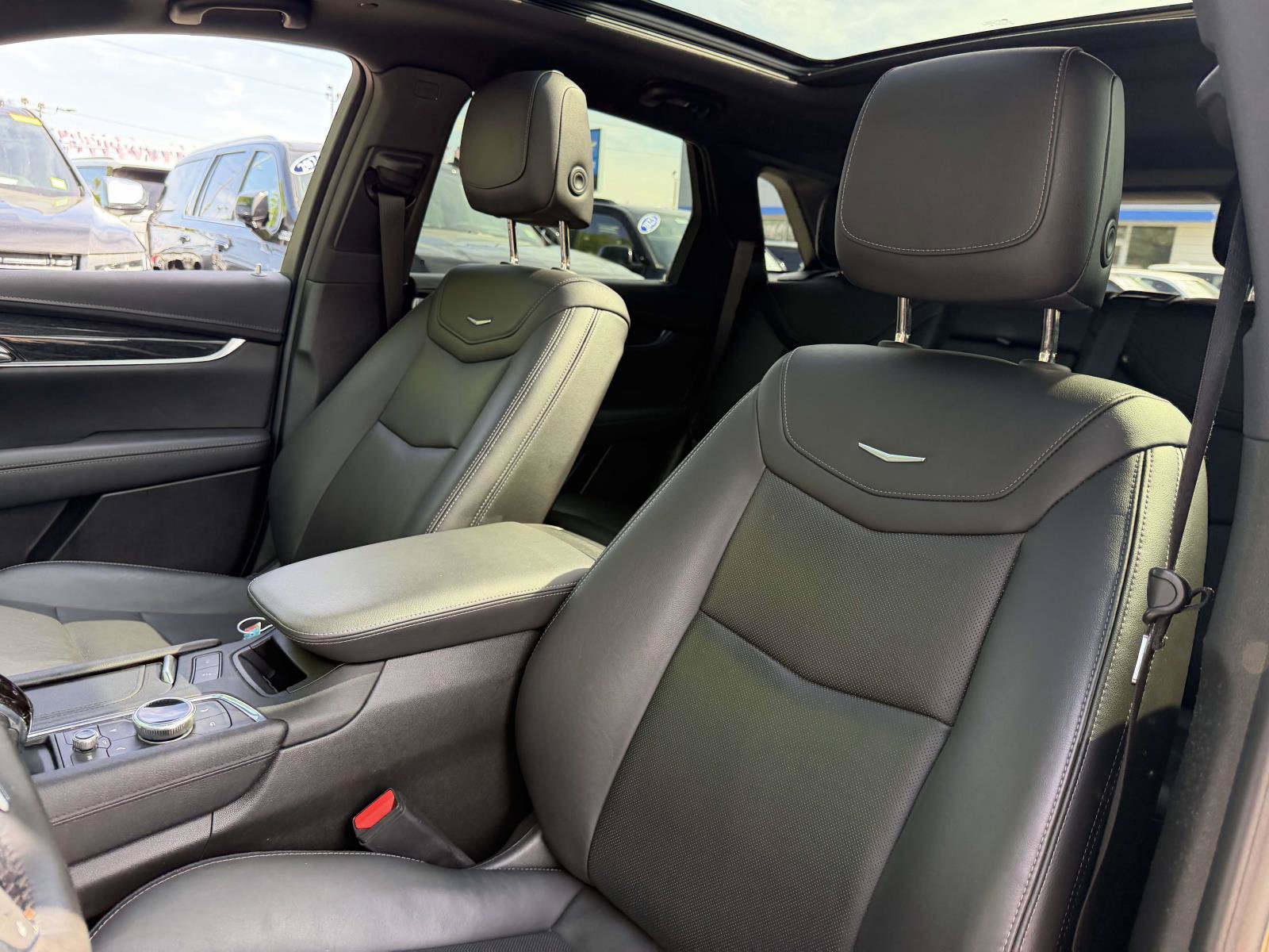Certified 2023 Cadillac XT5 Premium Luxury AWD/4WD image 25