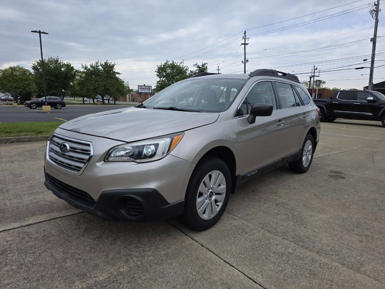 Used 2017 Subaru Outback 2.5i AWD/4WD image 3