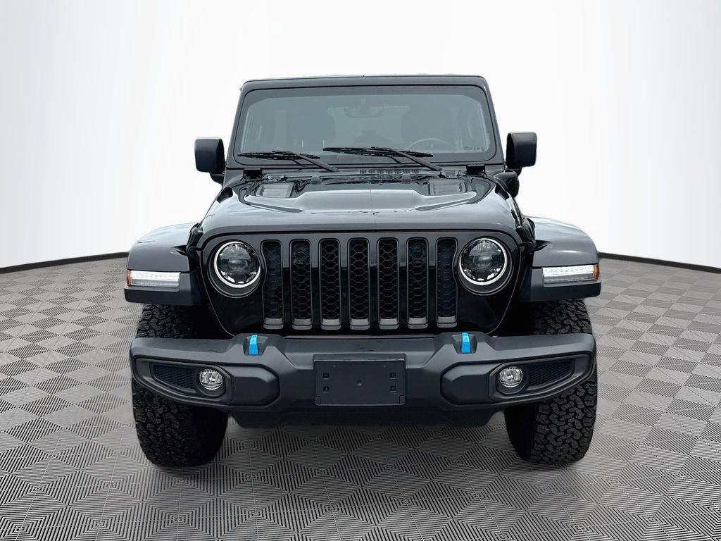 Used 2023 Jeep Wrangler Unlimited Rubicon 4xe w/ Cold Weather Group AWD/4WD image 2