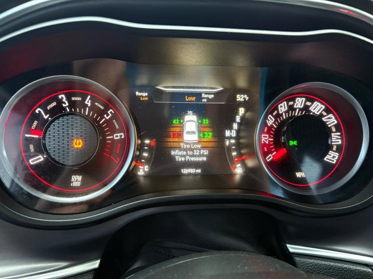 Used 2016 Dodge Challenger SXT RWD image 18