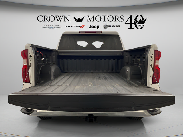 Used 2022 Chevrolet Silverado 1500 LT AWD/4WD image 26