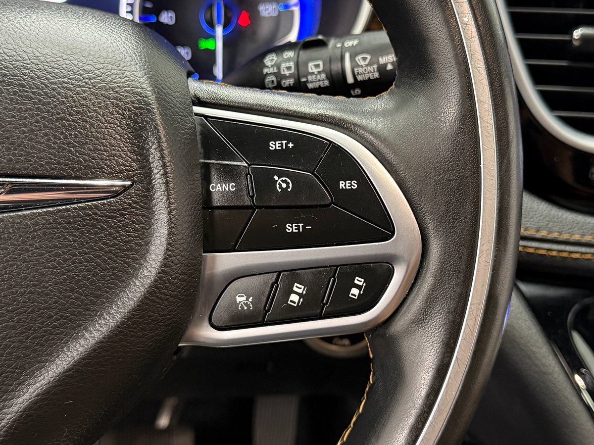 Used 2021 Chrysler Pacifica Pinnacle image 20