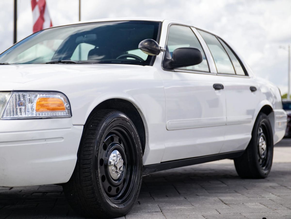 Used 2008 Ford Crown Victoria Police Interceptor RWD image 7
