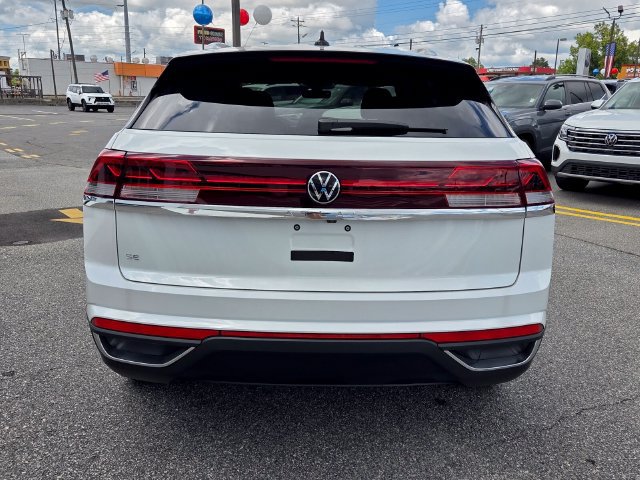 New 2026 Volkswagen Atlas Cross Sport SE FWD image 10