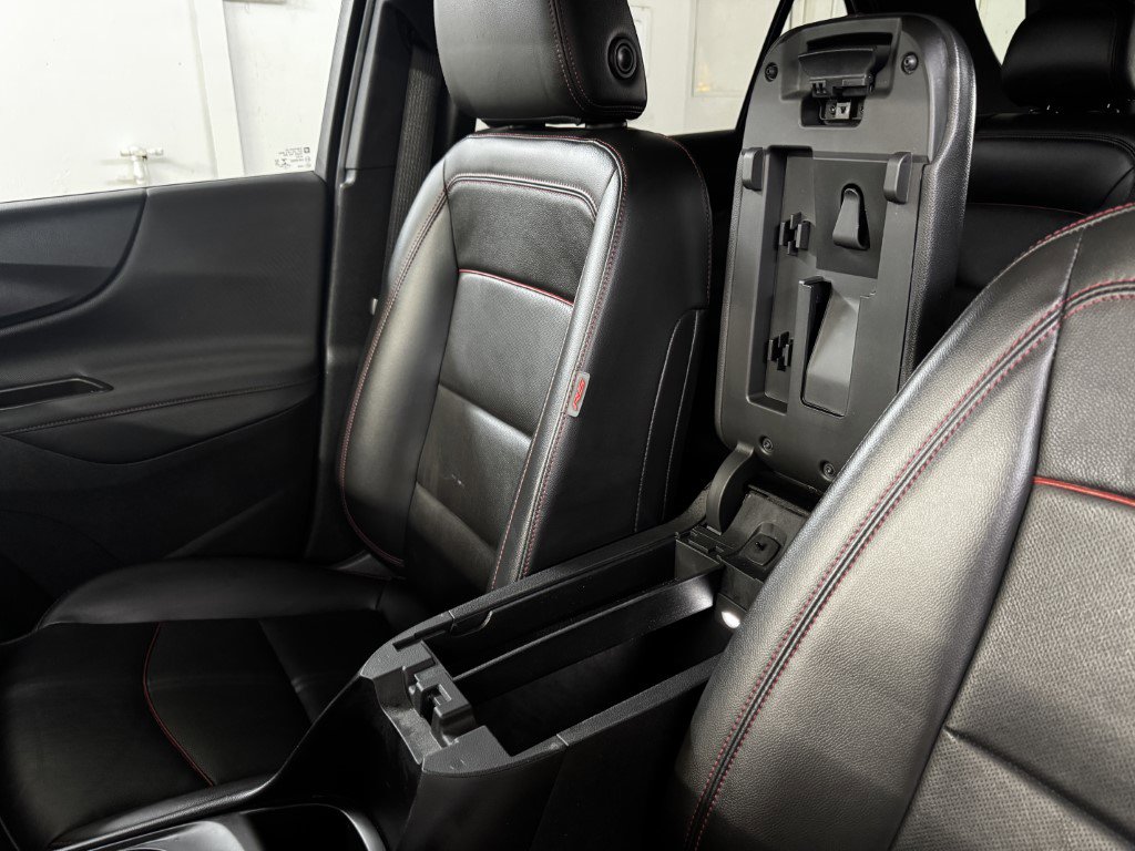 Used 2022 Chevrolet Equinox RS w/ RS Leather Package AWD/4WD image 22