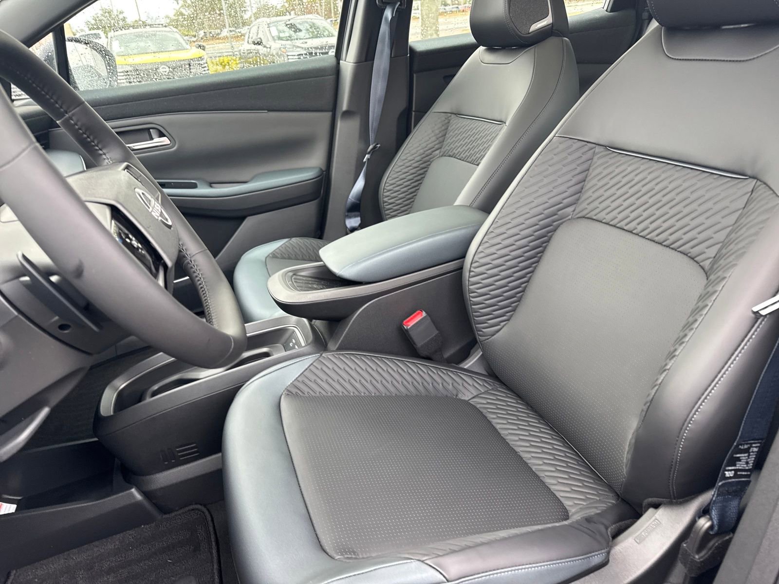 New 2026 Nissan Leaf Platinum+ image 26