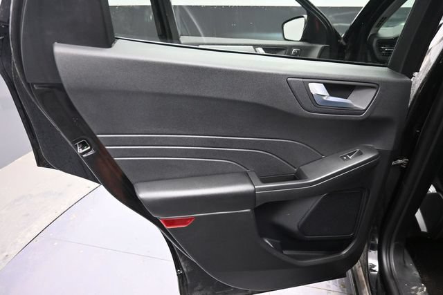 Used 2024 Ford Escape Platinum AWD/4WD image 34