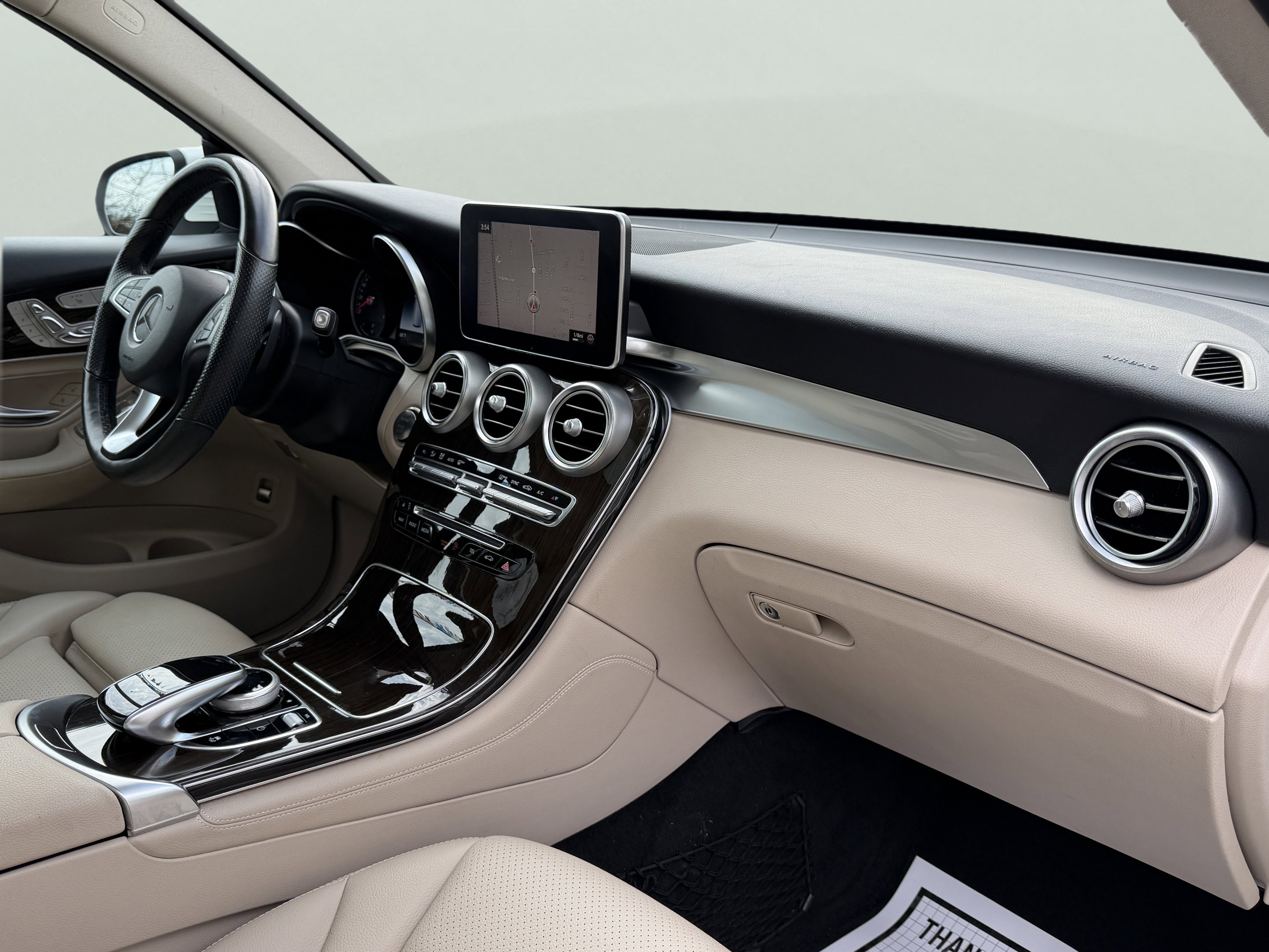 Used 2019 Mercedes-Benz GLC 300 4MATIC w/ Multimedia Package image 43