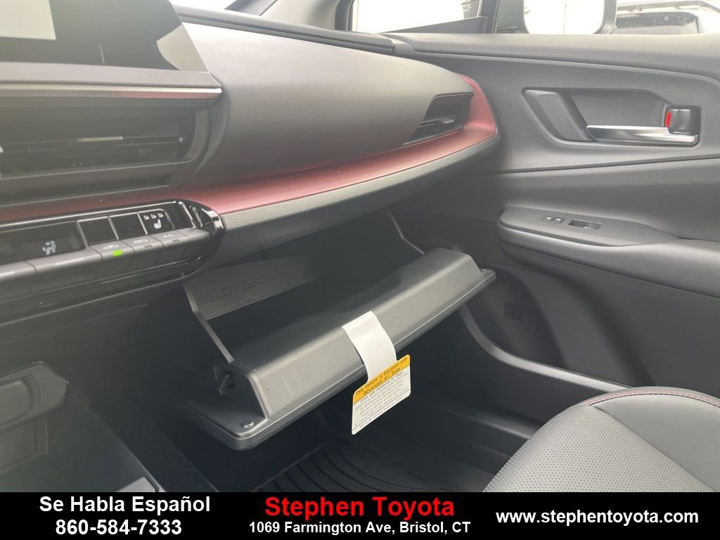 New 2025 Toyota Prius Plug-In Hybrid image 23
