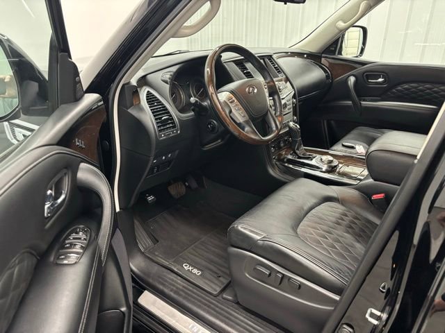 Used 2018 INFINITI QX80 4WD w/ Deluxe Technology Package image 13