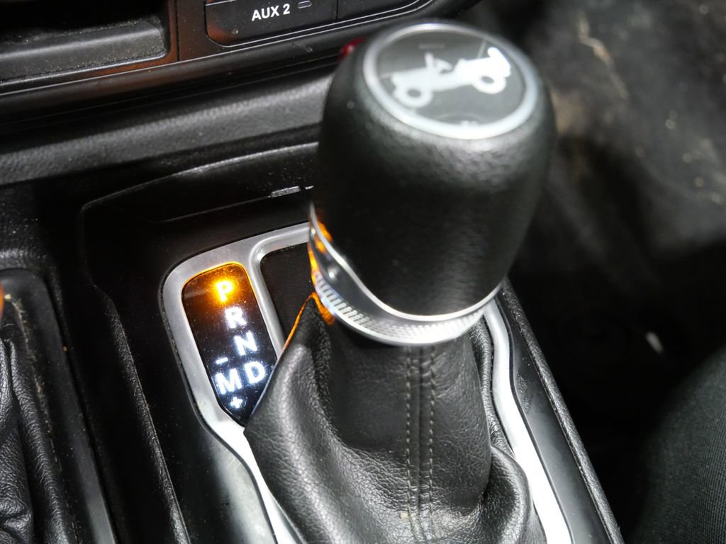 Used 2018 Jeep Wrangler Unlimited Sport image 25