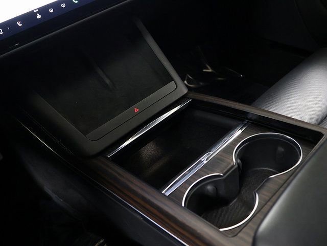 Used 2023 Tesla Model S Standard Range image 22