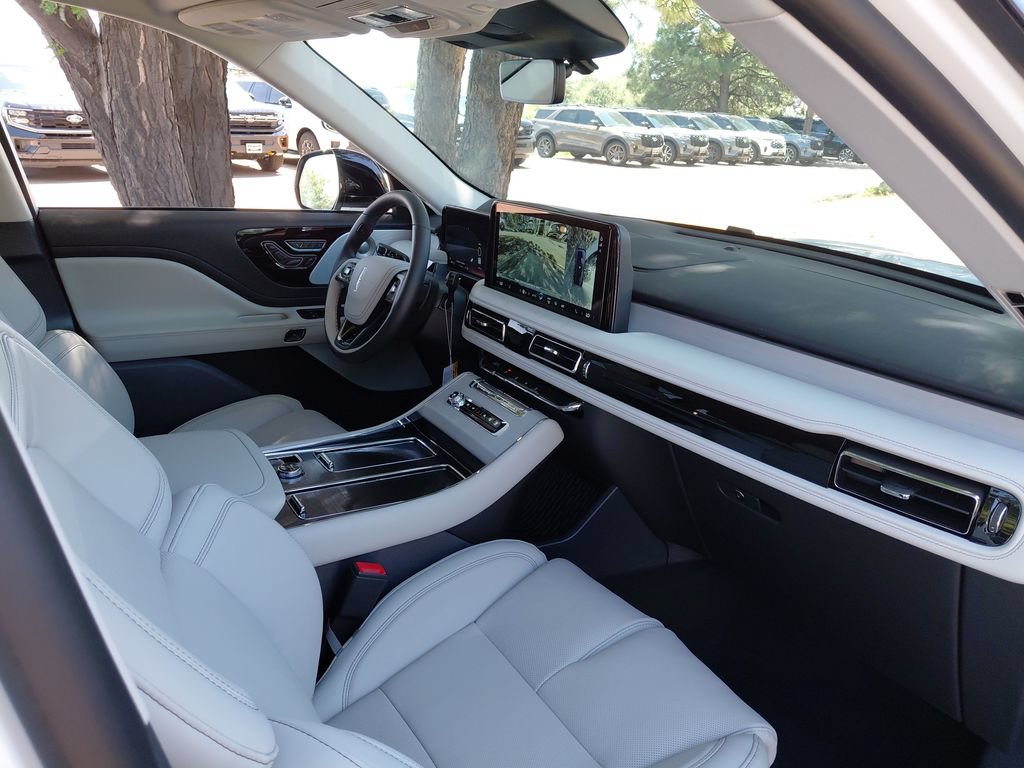 New 2026 Lincoln Aviator Reserve AWD/4WD image 61