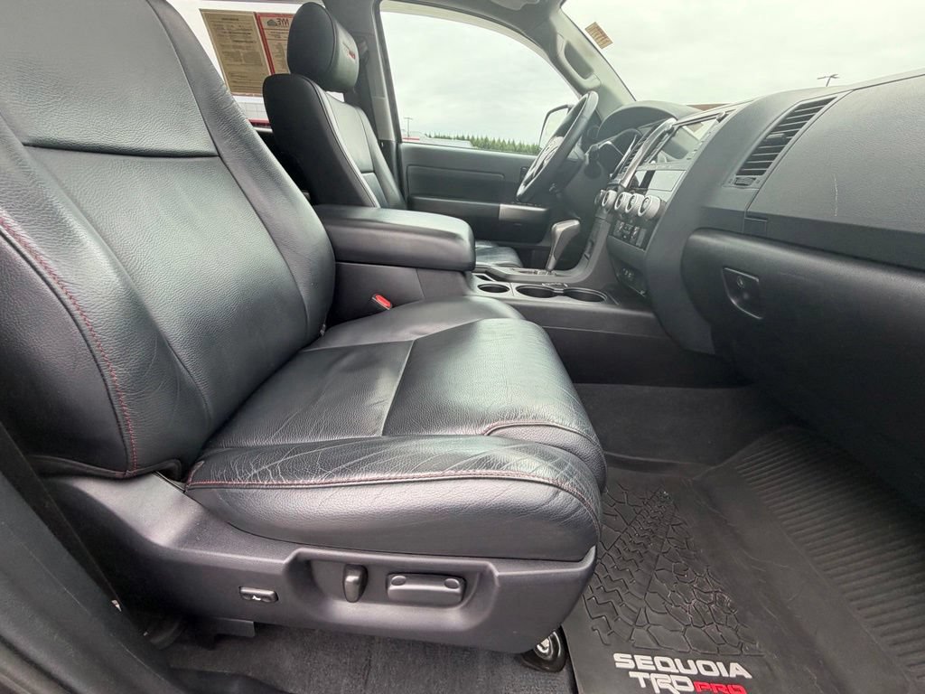 Used 2021 Toyota Sequoia TRD Pro AWD/4WD image 34