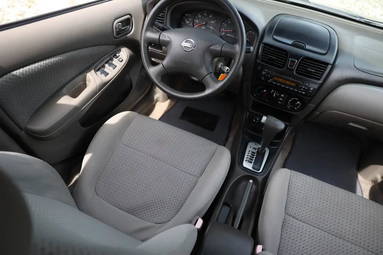 Used 2004 Nissan Sentra S FWD image 20