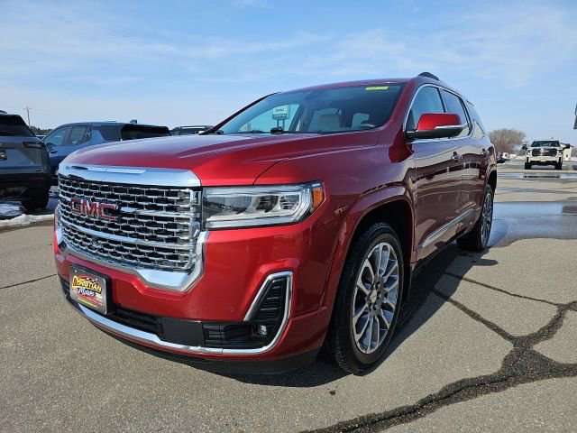 Used 2021 GMC Acadia Denali w/ Denali Technology Package image 1