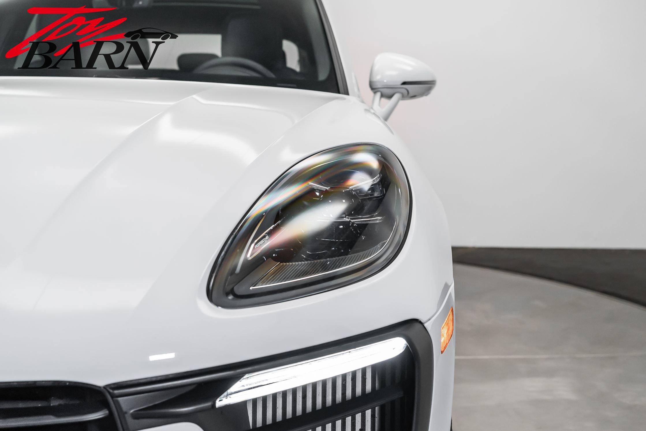 Used 2022 Porsche Macan S image 10