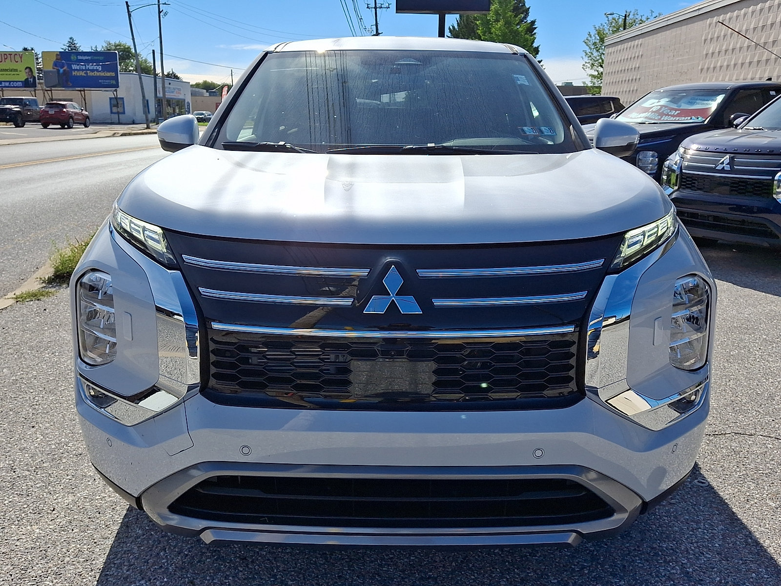 New 2026 Mitsubishi Outlander SE AWD/4WD image 3