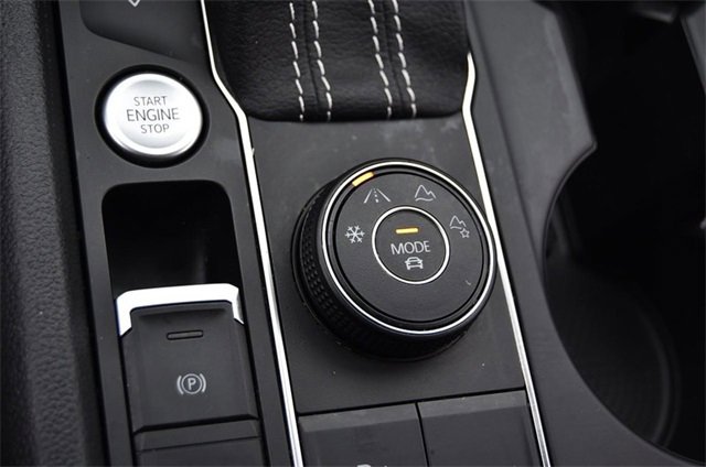 Certified 2021 Volkswagen Atlas SE w/ Towing Package image 17