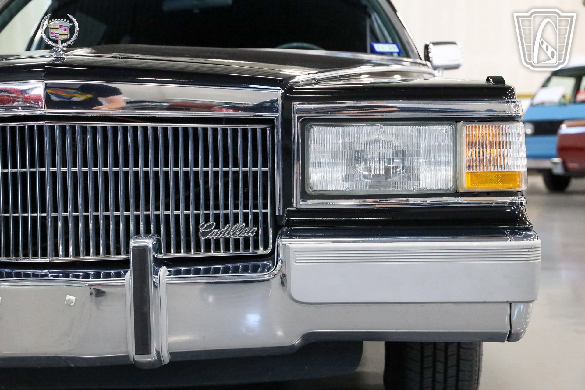Used 1992 Cadillac Brougham image 15
