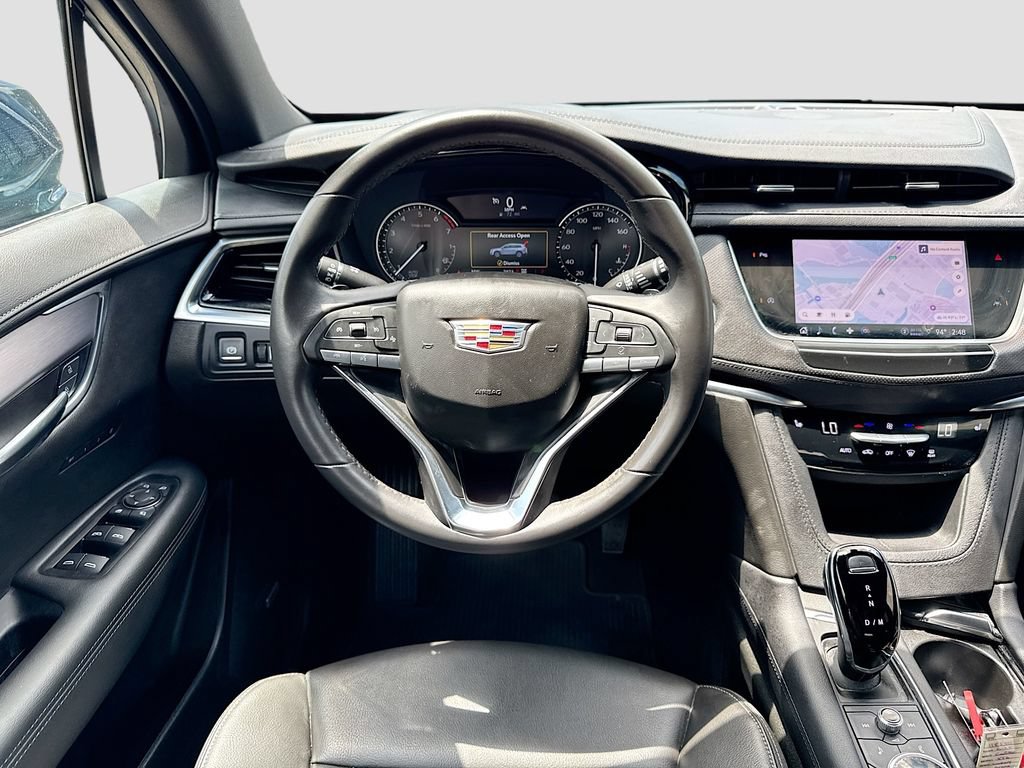 Used 2025 Cadillac XT6 Luxury AWD/4WD image 24