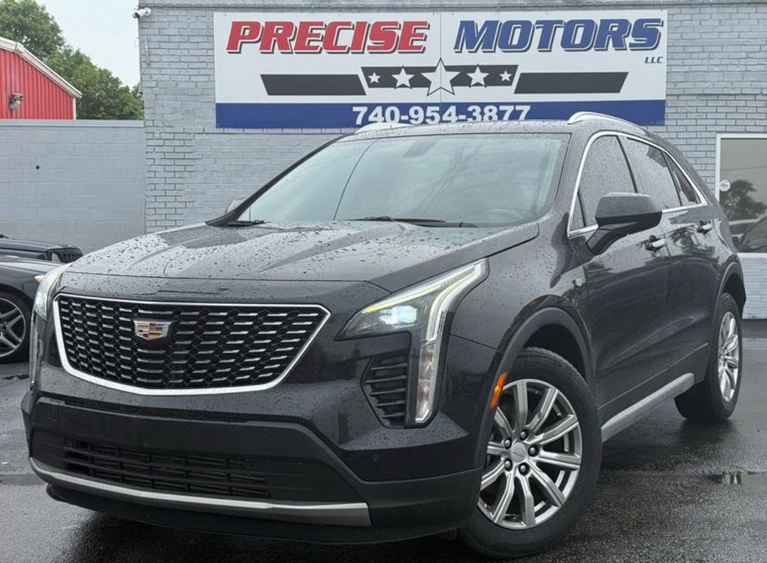 Used 2019 Cadillac XT4 Premium Luxury image 1