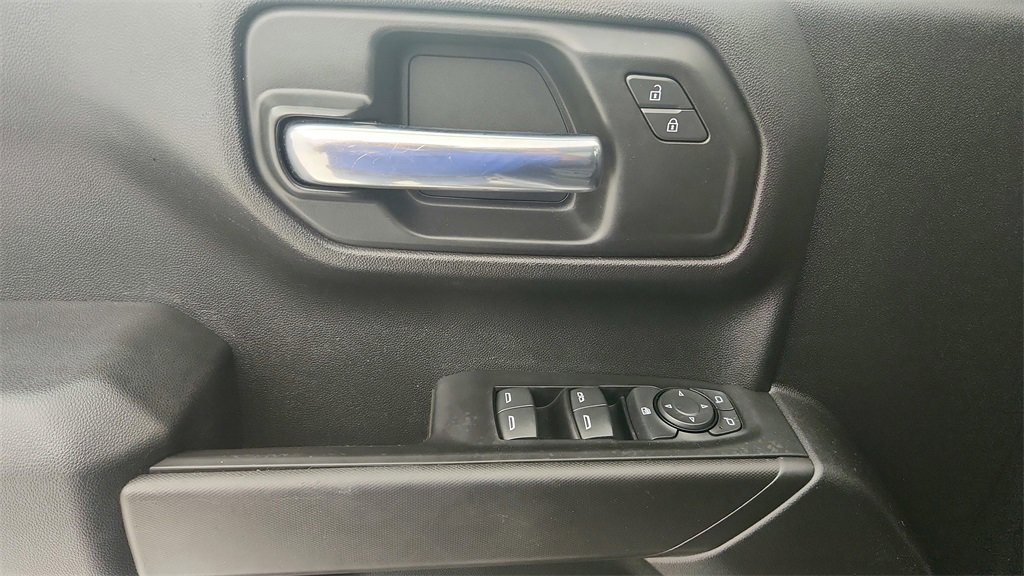 Used 2024 Chevrolet Silverado 1500 Custom Trail Boss w/ LPO, Dark Essentials Package image 24