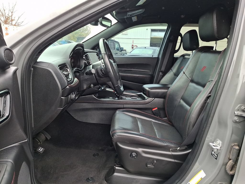 Used 2022 Dodge Durango R/T w/ Blacktop Package AWD/4WD image 16