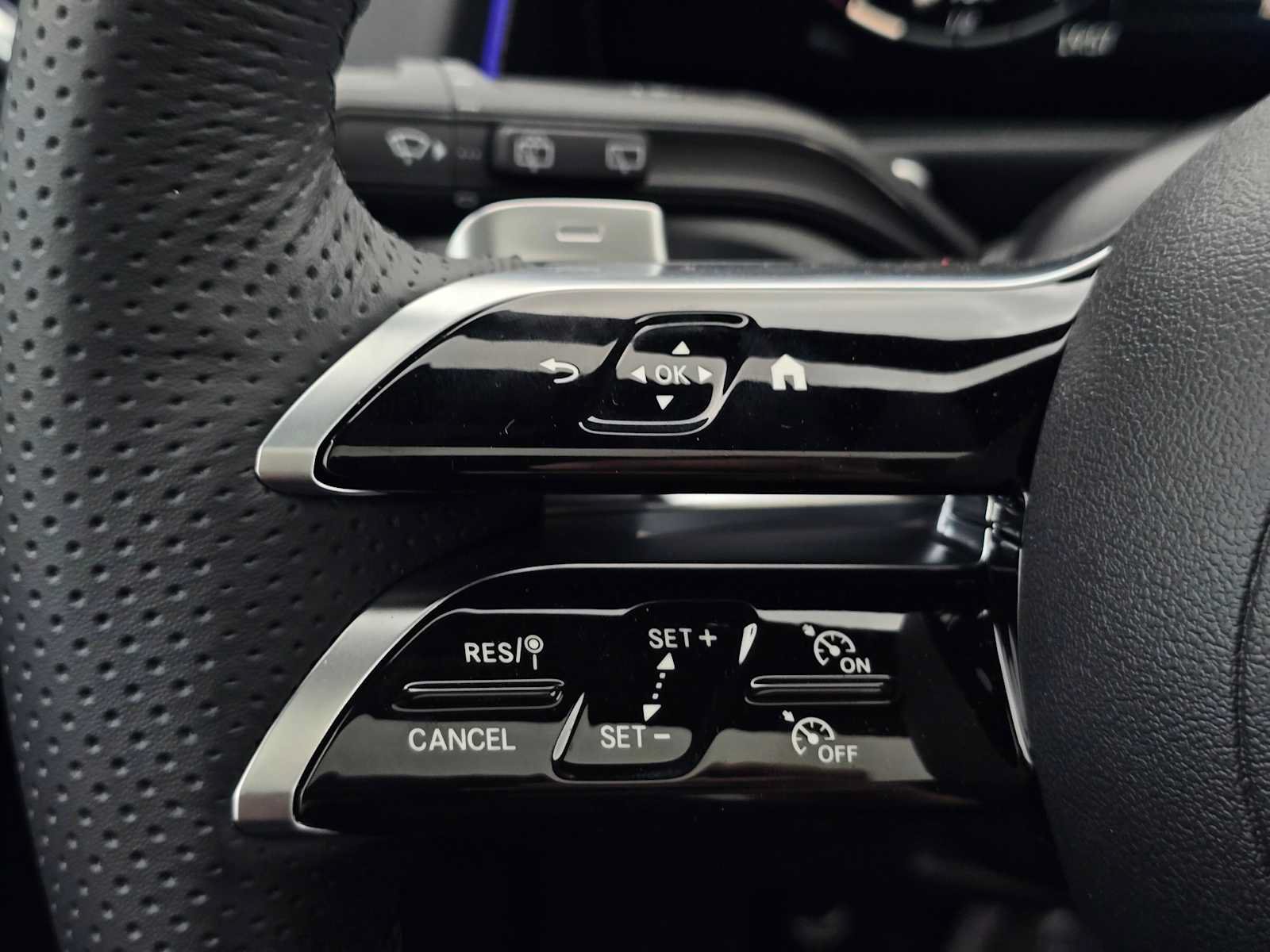 New 2026 Mercedes-Benz GLB 250 4MATIC image 31