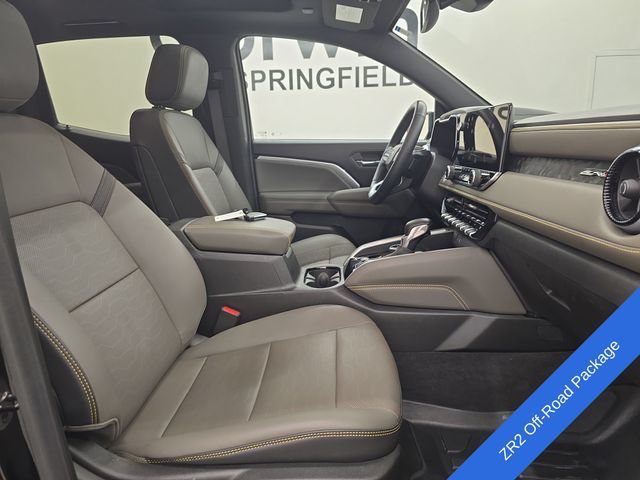 Used 2024 Chevrolet Colorado ZR2 w/ ZR2 Convenience Package III AWD/4WD image 10