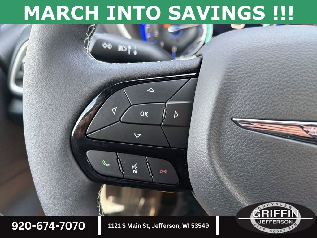 New 2026 Chrysler Pacifica Select w/ S Appearance Package image 15