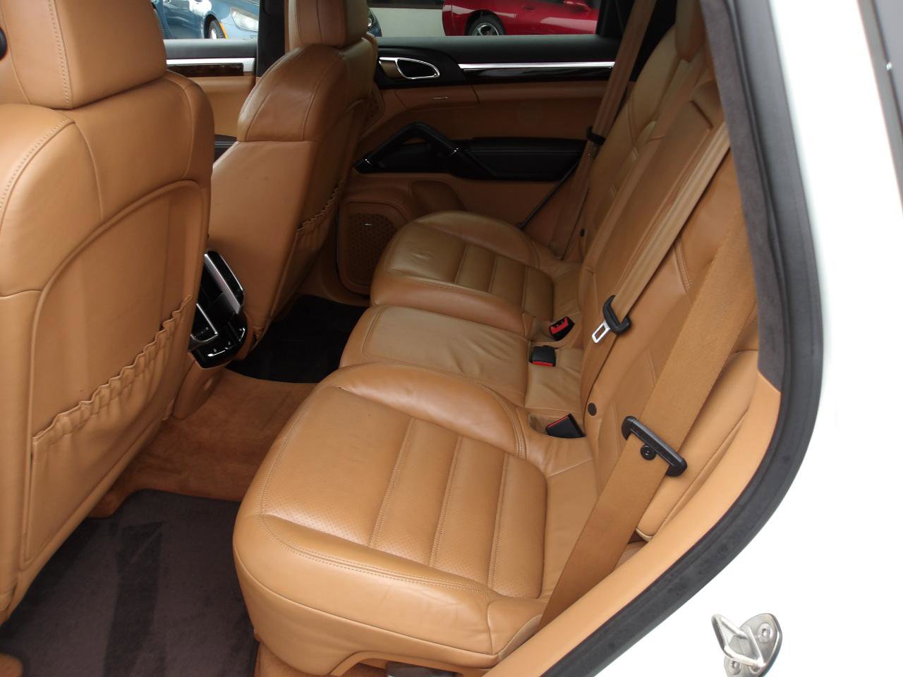 Used 2012 Porsche Cayenne Turbo AWD/4WD image 10