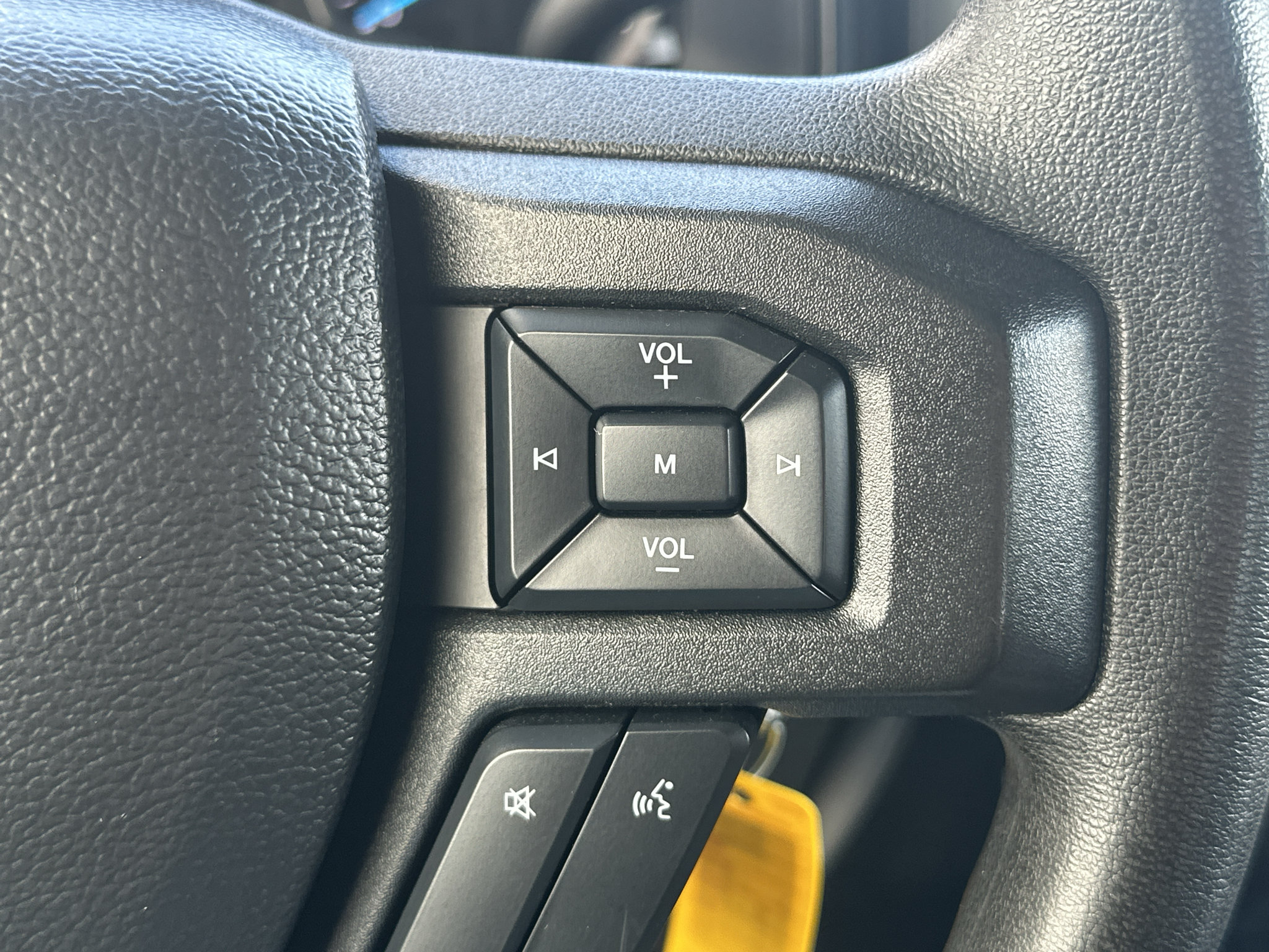 Used 2021 Ford F250 XLT w/ XLT Value Package AWD/4WD image 9