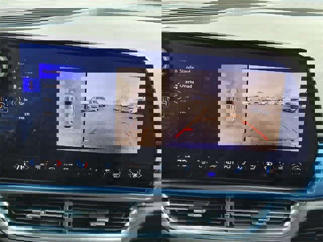 Used 2024 Chevrolet Equinox EV LT image 19