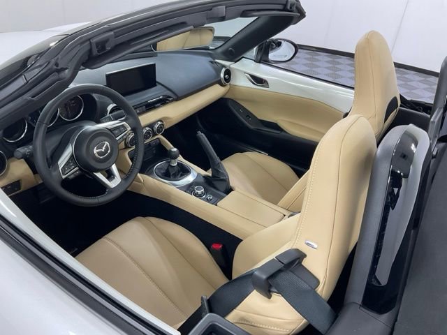 Used 2025 MAZDA MX-5 Miata Grand Touring w/ Weather Package image 50
