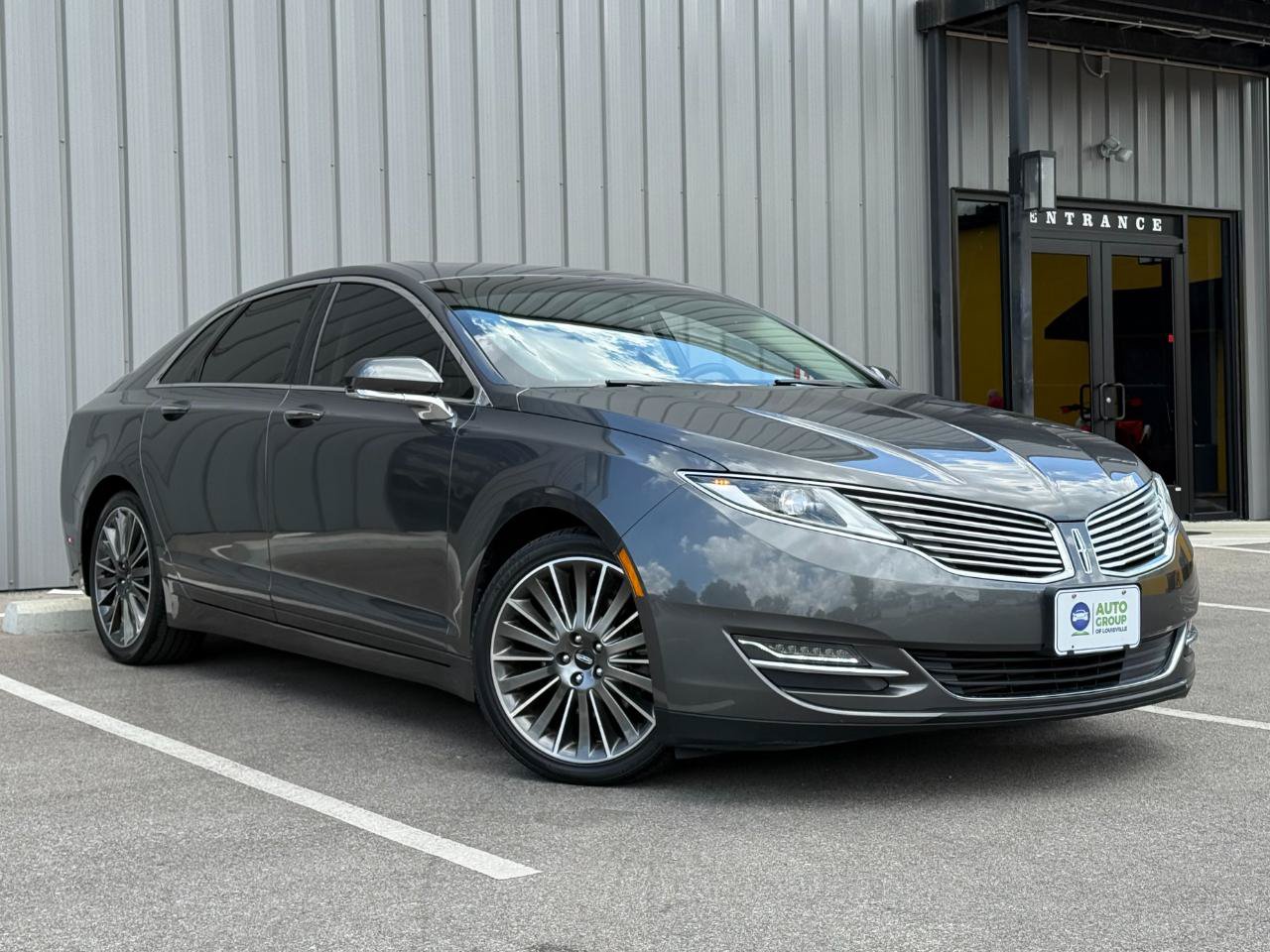 Used 2016 Lincoln MKZ Reserve w/ Equipment Group 300A Reserve AWD/4WD image 3