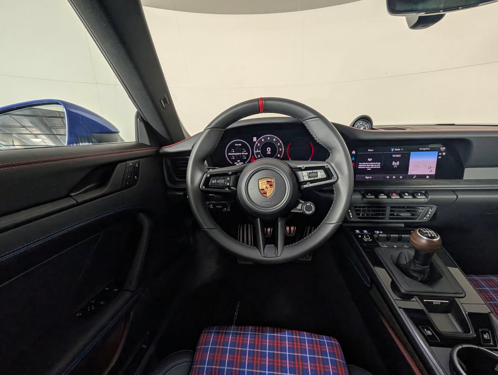 Used 2026 Porsche 911 Carrera T RWD image 19