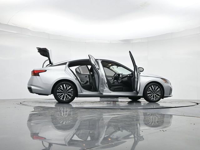 Used 2023 Nissan Altima 2.5 SV image 51