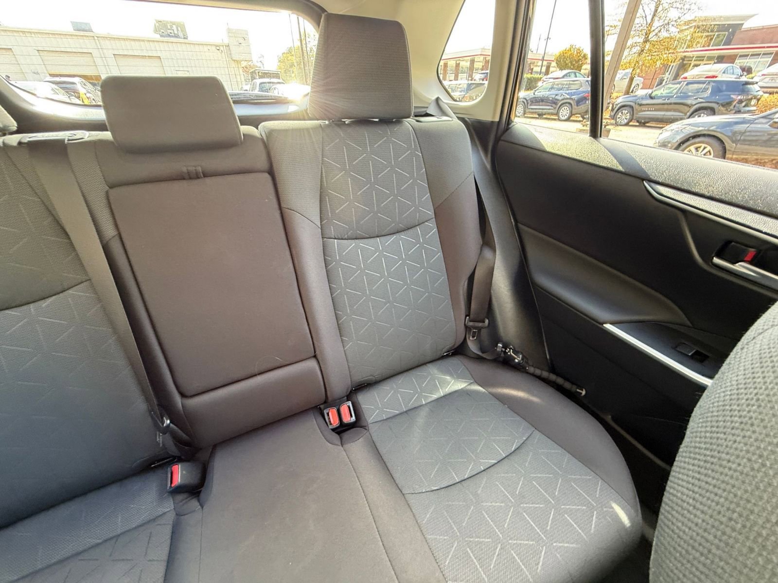 Used 2025 Toyota RAV4 XLE image 37