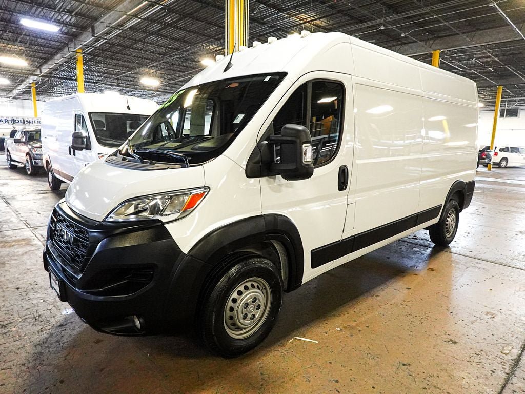 Used 2025 RAM ProMaster 2500 w/ Convenience Group FWD image 4