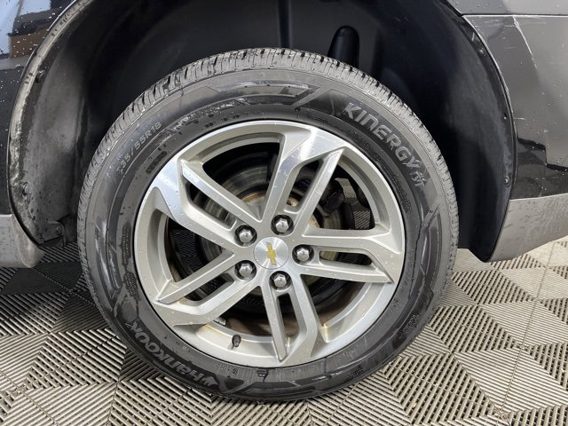 Used 2016 Chevrolet Equinox LTZ w/ Enhanced Convenience Package image 9