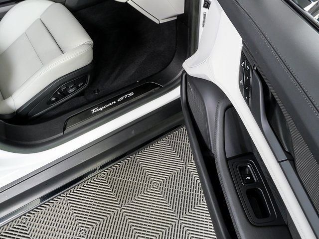 Certified 2023 Porsche Taycan GTS image 27