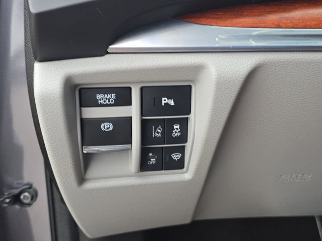 Used 2017 Acura MDX SH-AWD w/ Advance Package image 31
